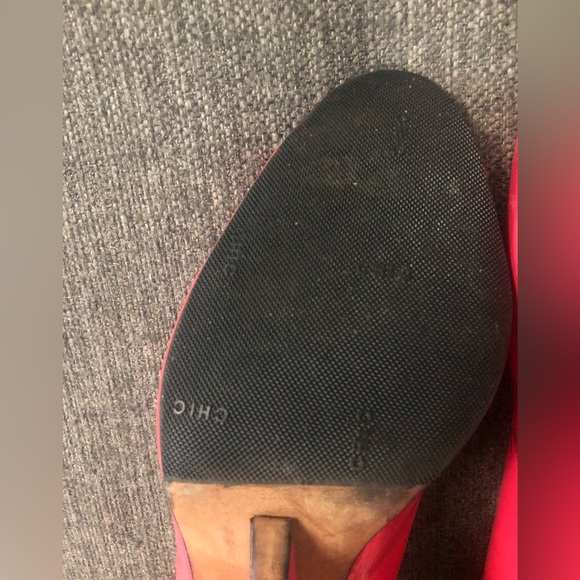 Hot pink patent leather wedges - Picture 2 of 6